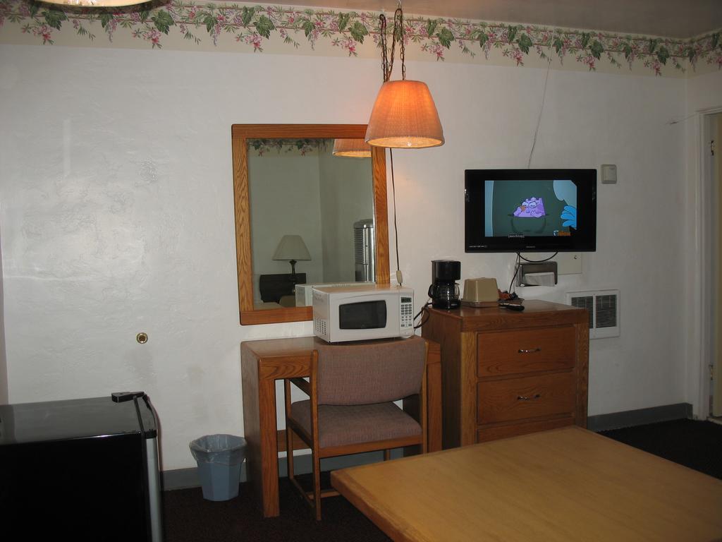 Travel Inn Roseburg Exteriér fotografie